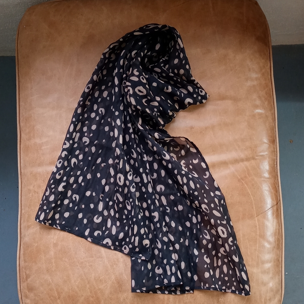 Sseko Leo Chiffon Scarf